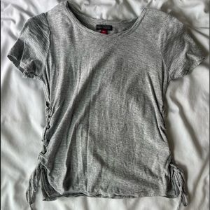 vince camuto t shirt